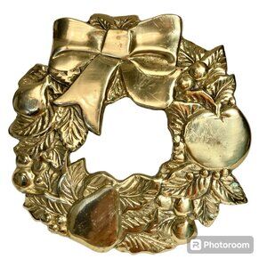 Vintage Brass Holiday Fruit Wreath Trivet Christmas Holly Rupel '81 Pears Apples